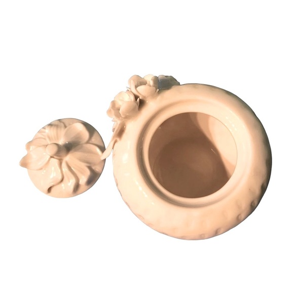 Vintage Graces Teaware White Bisque Porcelain Sculpted Strawberry Cream & Sugar - Picture 6 of 15